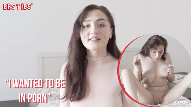 Ersties - Gorąca Rosjanka Daje Klapsy Jej Ciasnemu Tyłkowi - Porn