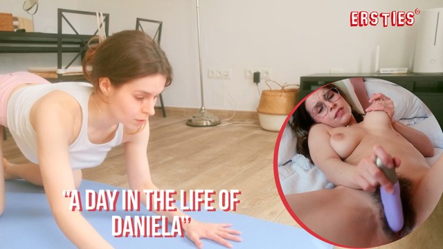 Ersties - Ciesz Się Seksownym Dniem z Danielą - Porn