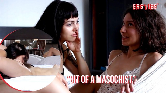 Ersties - Fox i Sloan Cieszą Się Perwersyjną Lesbijską Zabawą - Porn