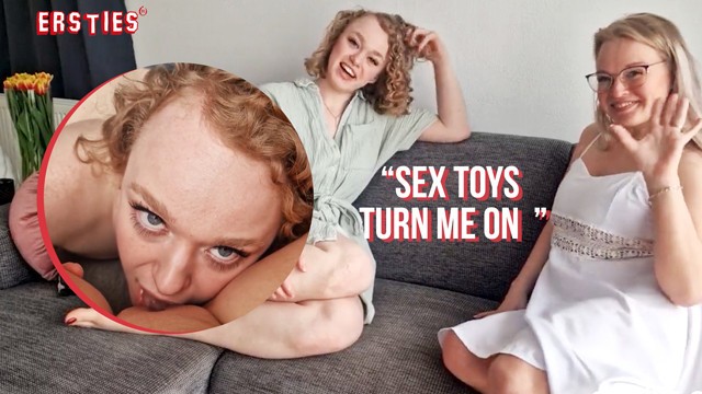 Ersties - Sexy Blonde Anna Pięści Duży Cycek Sarah - Porn