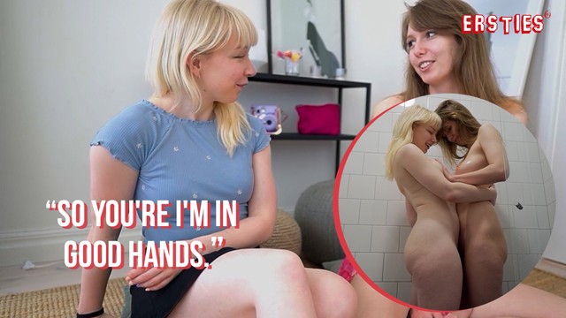 Ersties - Dwie Seksowne Niemki Bawią Się Lesbijkami Pod Prysznicem - Porn