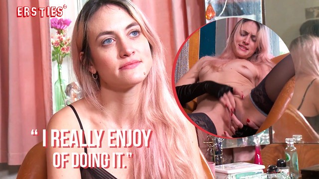 Ersties - Sexy Blonde Rachel Kinky z Zaciskami Na Sutki - Porn