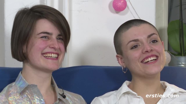 Luna Verwöhnt Tumpies Süßen Arsch - Porn