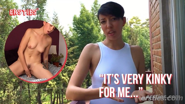Paula Chwyta Swoje Dildo I Idzie Na Przejażdżkę - Porn