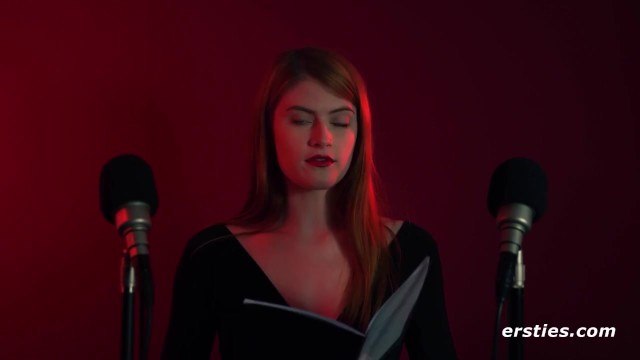 ASMR: Jin Masturbuje Się do Seksownego Czytania Lucy - Porn