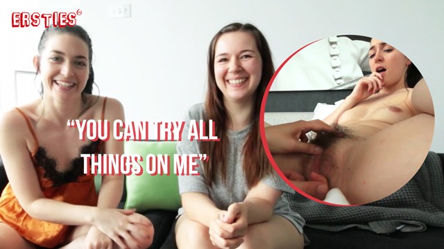 Ersties: Śliczna Brunetka Filmuje Swoją Pierwszą Dziewczynę Na Wideo - Porn