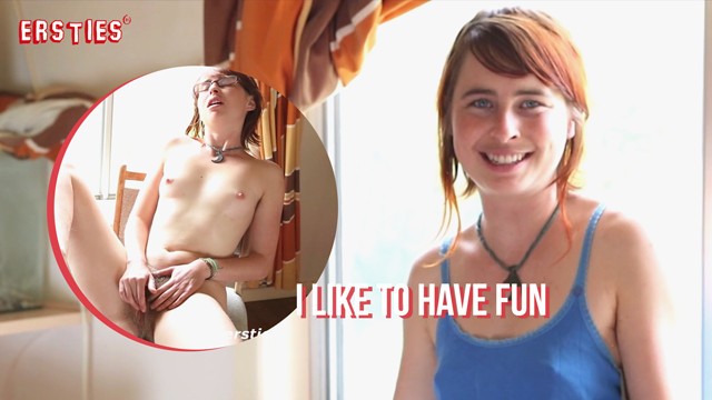 Ersties: Amatorska Rudowłosa Bawi Się Owłosioną Cipką I Słodkimi Cyckami - Porn