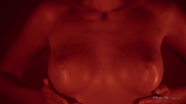 WOWGIRLS Absolutnie Niesamowita Dziewczyna Sonya Blaze Pokazująca Swoje Idealne Ciało Przed Kamerą - Porn
